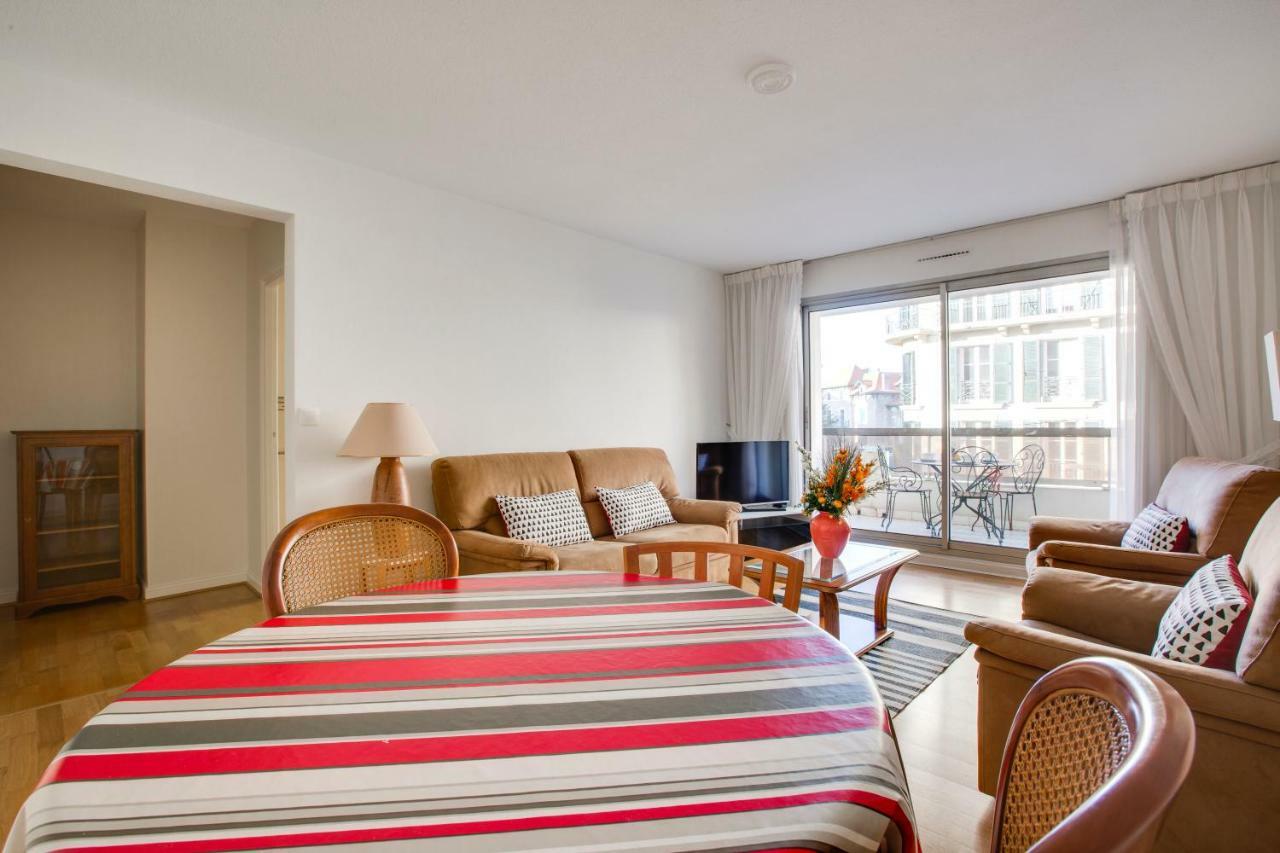 Welkeys Apartment - Pellot เบียริตซ์ ภายนอก รูปภาพ